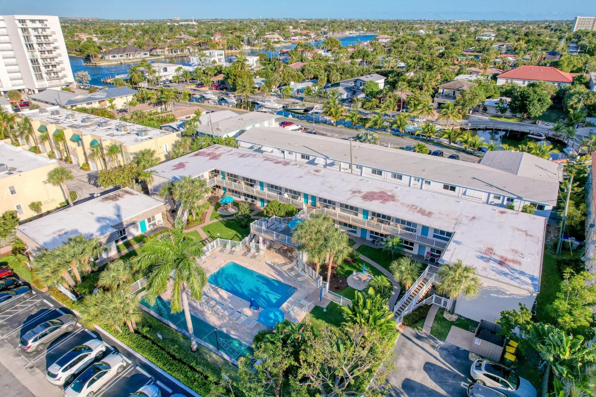 Floranada Condos Pompano Beach Room photo