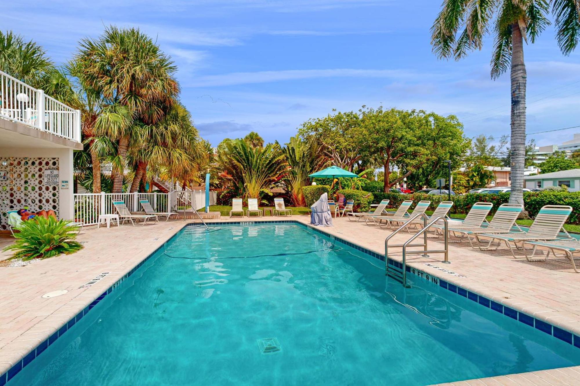 Floranada Condos Pompano Beach Room photo