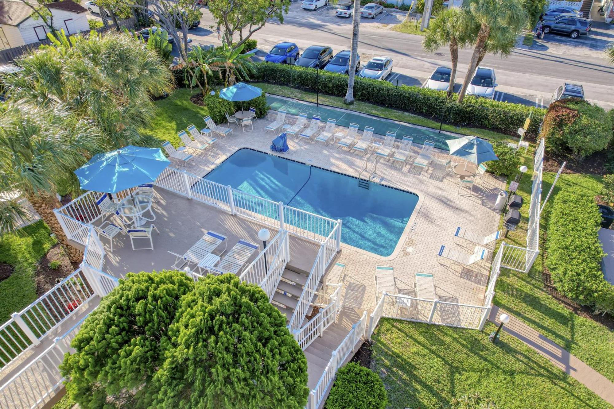 Floranada Condos Pompano Beach Exterior photo